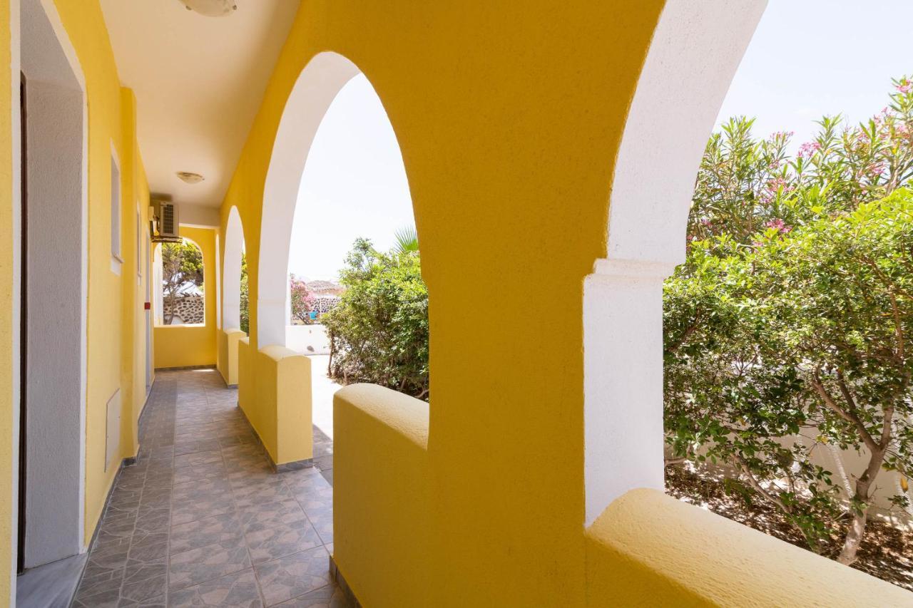 Mandilaria Studios Perissa Exterior foto